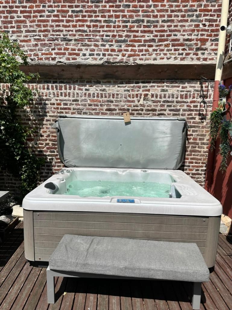 Studio Independant Et Calme Avec Jacuzzi A Lille Exterior foto
